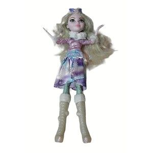  Mattel Ever After High Epic Winter Crystal Winter Doll